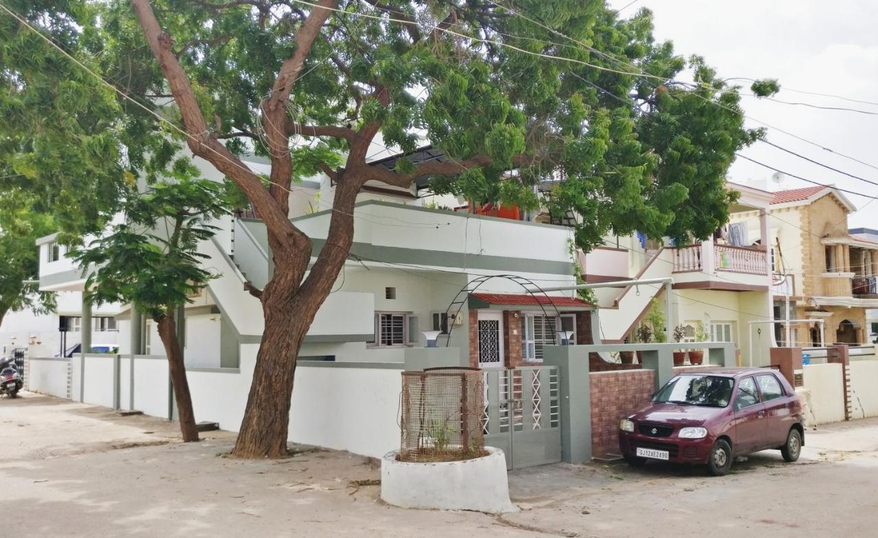 "Go Desert" Homestay Bhuj Exterior foto
